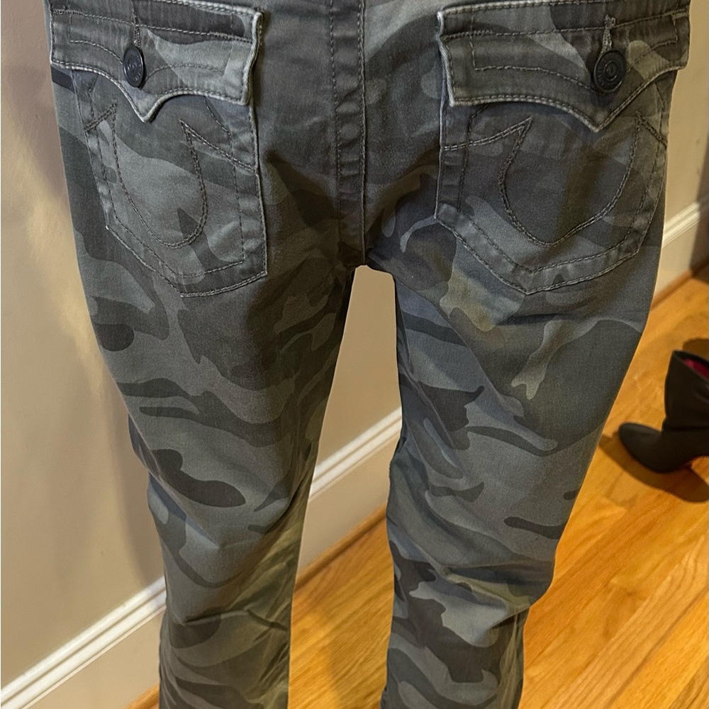 Woman's True Religion Camouflage Jeans